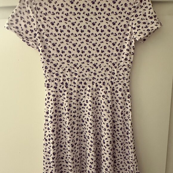 flower dress from SheIn. - Picture 3 of 4